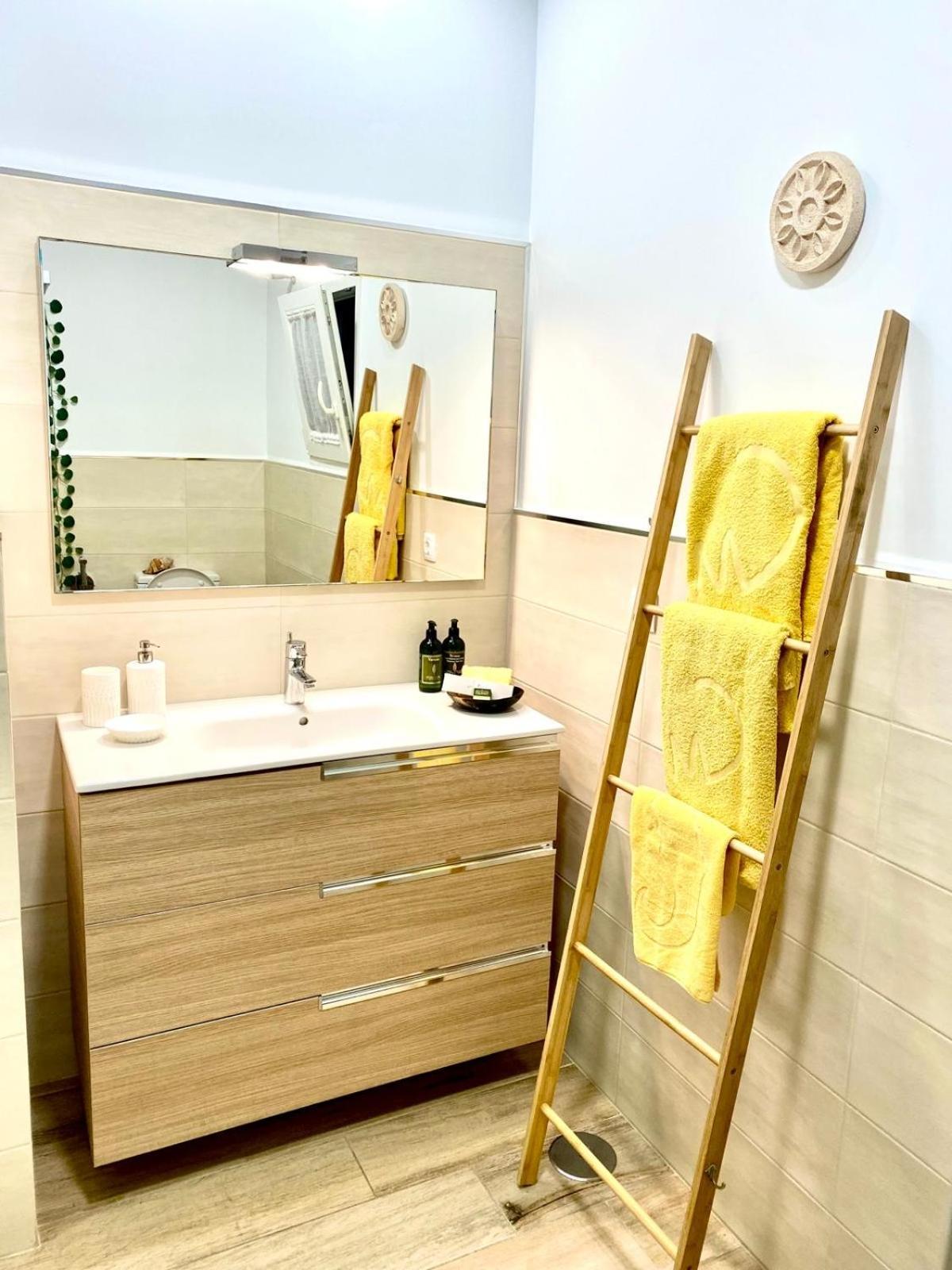 Apartamento Surfspot Las Palmas De Gran Canaria Luaran gambar